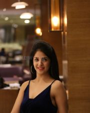 Kashish Vohra Sexy Photos