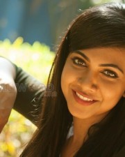 Kavan Movie Heroine Madonna Sebastian Photos