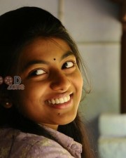 Kayal Movie Heroine Anandhi Photos