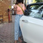 Kiara Advani Spotted At Dance Class In Andheri Photos 02Kiara Advani Spotted At Dance Class In Andheri Photos 02 svg%3E