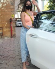 Kiara Advani 21 Kiara Advani Spotted At Dance Class In Andheri Photos rotated