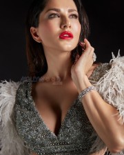 Koka Kola Movie Actress Sunny Leone Photoshoot Pictures 02