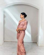 Kuberaa Heroine Rashmika Mandanna in a Blush Pink Floral Saree Pictures 01