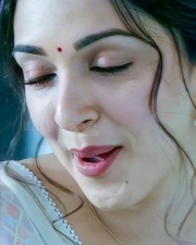 Laxmii Heroine Kiara Advani Stills