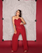 Luscious Sara Ali Khan in a Red Off Shoulder Jumpsuit Photos 05