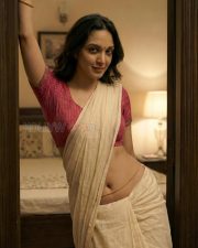 Lust Stories Hottie Kiara Advani in a White Saree with a Short Sleeved Pink Blouse Photos 03