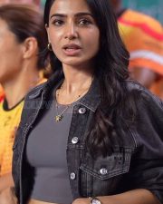 Maa Inti Bangaaram Actress Samantha Ruth Prabhu in a Grey Sleeveless Crop Top with a Black Denim Jacket and Blue Denim Jeans Stills 05