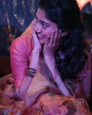 Maari  Movie Heroine Sai Pallavi Photos