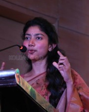 Maari  Movie Heroine Sai Pallavi Photos