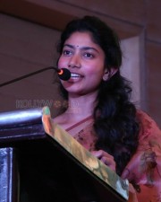 Maari  Movie Heroine Sai Pallavi Photos