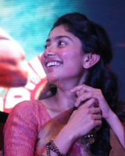 Maari  Movie Heroine Sai Pallavi Photos