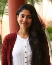 Maari Heroine Sai Pallavi Interview Stills