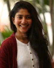 Maari Heroine Sai Pallavi Interview Stills