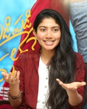 Maari Heroine Sai Pallavi Interview Stills