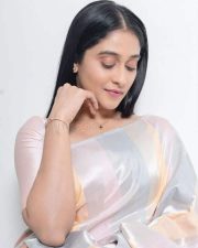 Magnetic Regina Cassandra in Saree Photos 02