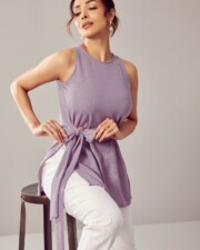 Malaika Arora in a Lilac Sleeveless Top with Belt Photo 01