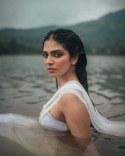 Malavika Mohanan Seductive Wet Saree Photos 02 Malavika Mohanan Seductive Wet Saree Photos 02