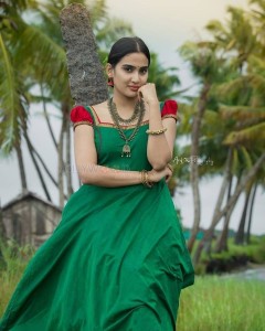 Malayalam Actress Aditi Ravi Pictures
