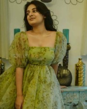 Malayalam Actress Esther Anil Sexy New Pictures