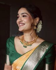 Malayalam Actress Saniya Iyappan in a Yellow and Green Saree with Matching Green Blouse Pictures 02