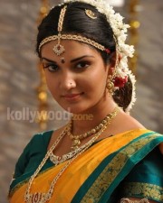 Mallu Babe Honey Rose Pictures