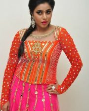 Manal Kayaru Movie Heroine Poorna Photos