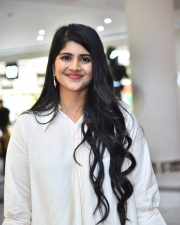 Mazhai Pidikatha Manithan Heroine Megha Akash Pictures 06