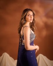 Mesmerizing Actress Rakul Preet Singh in a Navy Blue Sequin Saree Photos 05