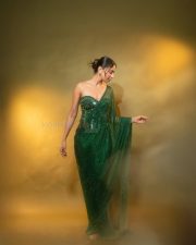 Mesmerizing Rakul Preet Singh in an Emerald Green Saree with a Corset Style Blouse Photos 06