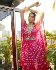 Mezmering Karishma Tanna in a Salwar Suit Photos 03