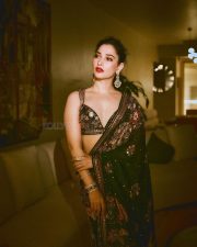 Milky Babe Tamannaah Bhatia in a Backless Black Saree at Randeep Hooda and Lin Laishram Mumbai Wedding Celebration Photos 06 Milky Babe Tamannaah Bhatia in a Backless Black Saree at Randeep Hooda and Lin Laishram Mumbai Wedding Celebration Photos 06