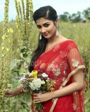 Model Pooja Hegde Stills