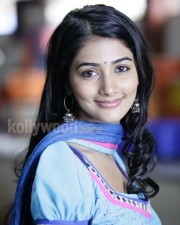Model Pooja Hegde Stills