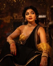 Mollywood Actress Rima Kallingal as Rani of Mahabali Vindhyavali Photoshoot Pictures 05