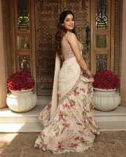 Mr and Mrs Mahi Actress Janhvi Kapoor in a Floral Lehenga Pictures 07 Mr and Mrs Mahi Actress Janhvi Kapoor in a Floral Lehenga Pictures 07