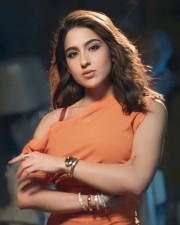 Murder Mubarak Actress Sara Ali Khan in an Orange Dress Pictures 03