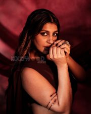 Mysterious Actress Yashika Aannand in a Brown Sleeveless Dress Photos 01