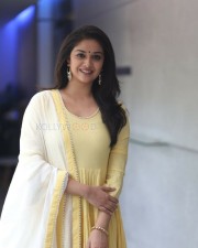 Nadigaiyar Thilagam Keerthi Suresh Photos
