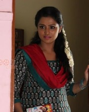 Remya Nambeesan 45 Nallu Polisum Nalla Irundha Oorum Movie Heroine Remya Nambeesan Photos