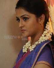 Remya Nambeesan 40 Nallu Polisum Nalla Irundha Oorum Movie Heroine Remya Nambeesan Photos