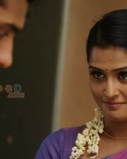 Remya Nambeesan 39 Nallu Polisum Nalla Irundha Oorum Movie Heroine Remya Nambeesan Photos