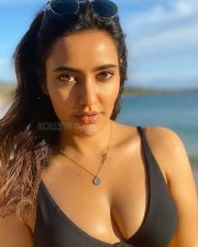 Neha Sharma Hot Bikini Cleavage Photos