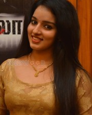 Nijama Nizhala Heroine Malavika Menon Photos