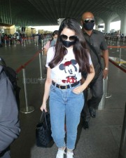 Nora Fatehi 16 Nora Fatehi Spotted At Airport Departure Photos