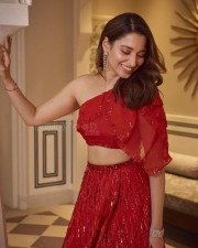 November Story Actress Tamannaah Bhatia Photoshoot Pictures 01