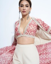 Pagalpanti Actress Kriti Kharbanda Glamorous in Pink Crop Top and Palazzo Photos 02