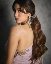 Param Sundari Heroine Janhvi Kapoor in a Pink Floral Saree Photos 02