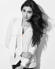 Parvati Nair Black and White Photoshoot Pictures 01