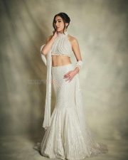 Pati Patni Aur Woh Do Heroine Sara Ali Khan in a Ivory Pearl Embellished Halter Neck Blouse and Fishtail Skirt Pictures 03