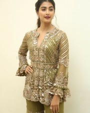 Pooja Hegde At Aravinda Sametha Success Meet Photos